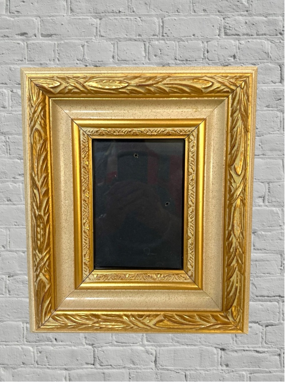 VINTAGE ORNATE GOLD CREAM WOOD PICTURE FRAME FITS 5X7